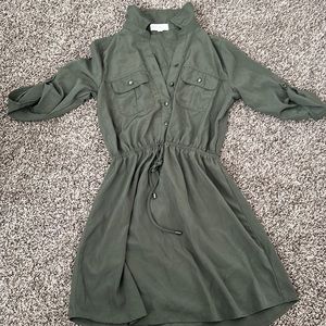 Women’s dress